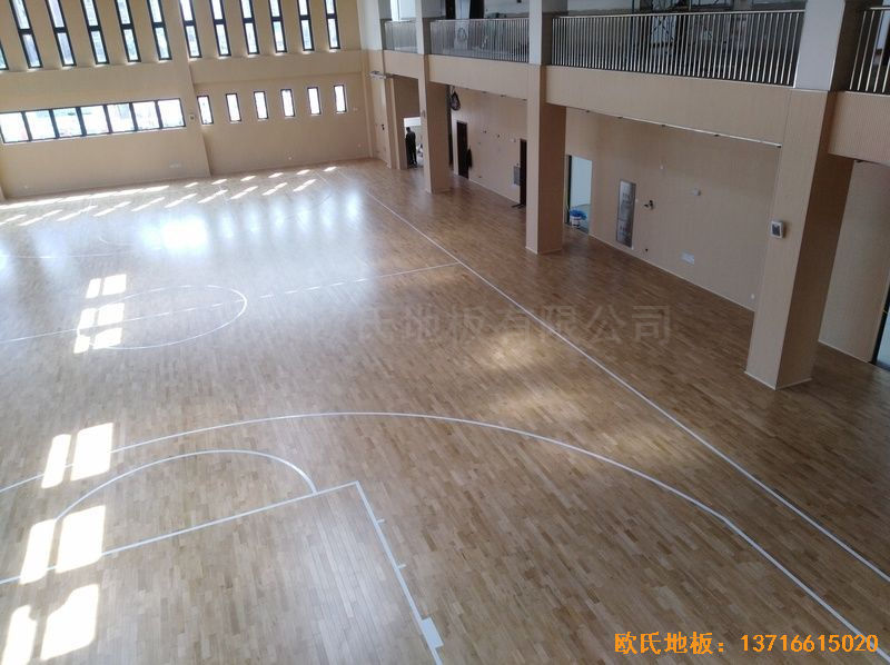 上海嘉定區大居小學體育地板鋪設案例