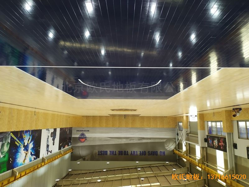 江蘇昆山市博瑞祥汽車一站服務體育木地板鋪裝案例