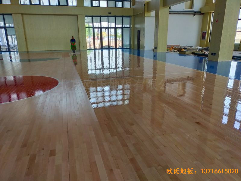 江蘇連云港消防隊體育木地板鋪設案例