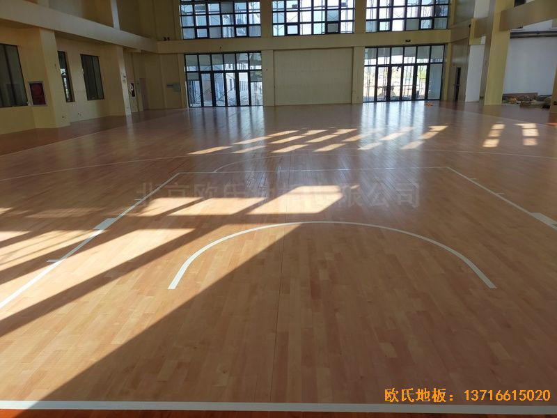 江蘇連云港消防隊體育木地板鋪設案例