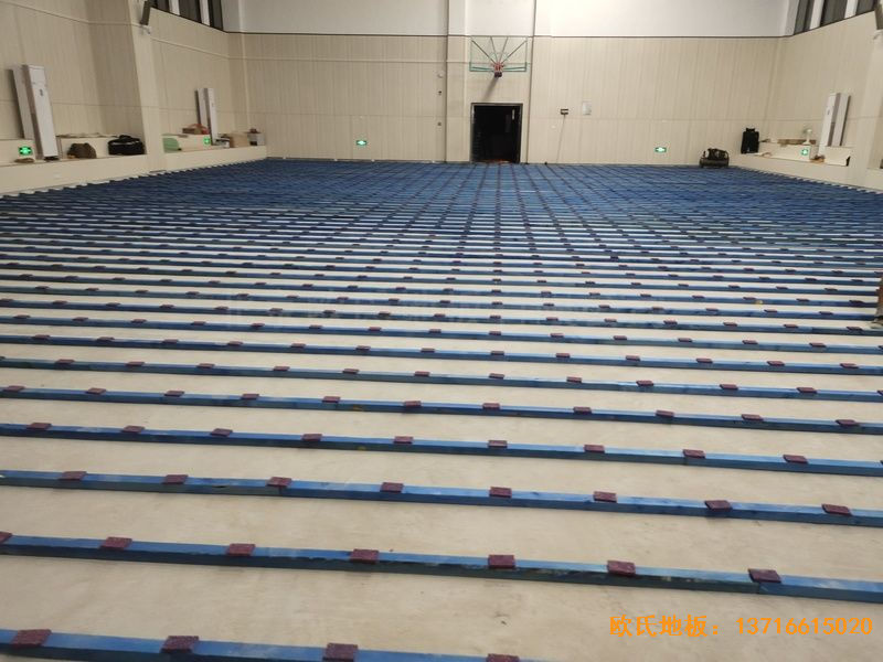 江西吉水縣城南第二小學體育木地板安裝案例