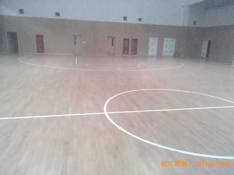 青島黃島區濱海街道中心小學運動木地板安裝案例