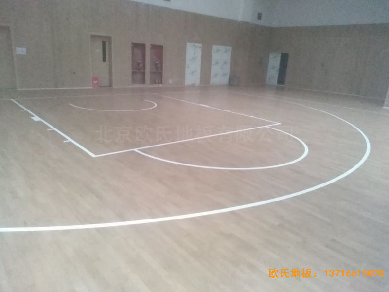 青島黃島區濱海街道中心小學運動木地板安裝案例