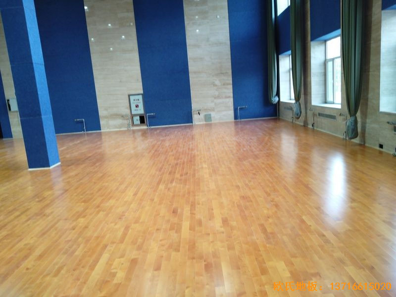 內蒙古赤峰中國稅務總局職工活動中心運動地板施工案例