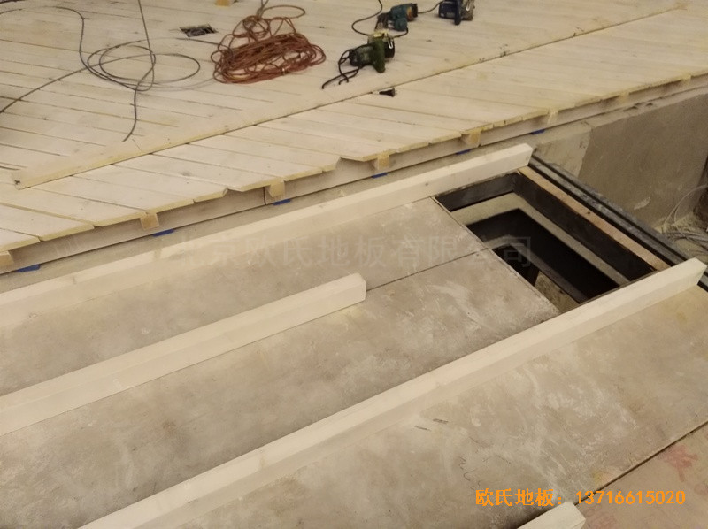 河北廊坊益田同文學校舞臺運動木地板安裝案例2