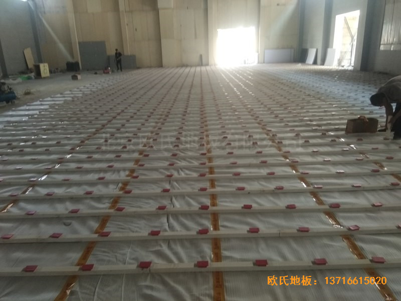 山西長治雙創夢工廠籃球體育地板安裝案例1