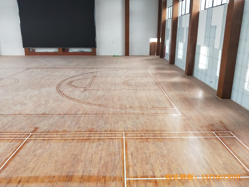 德清求是高中籃球館體育地板安裝案例4
