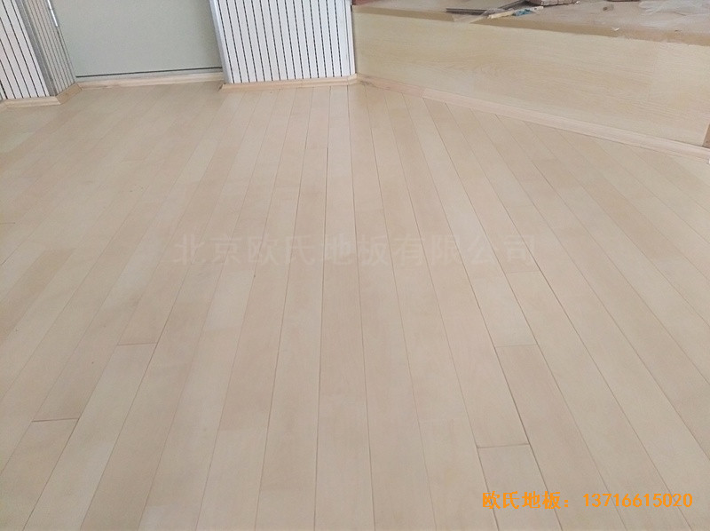 新疆獨山子老年活動中心體育地板施工案例3