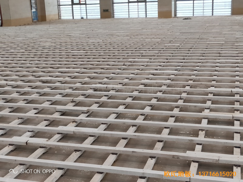 江蘇三井實驗小學籃球館運動地板施工案例1