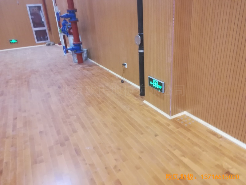江蘇上海大眾儀征分公司運動館運動木地板施工案例4