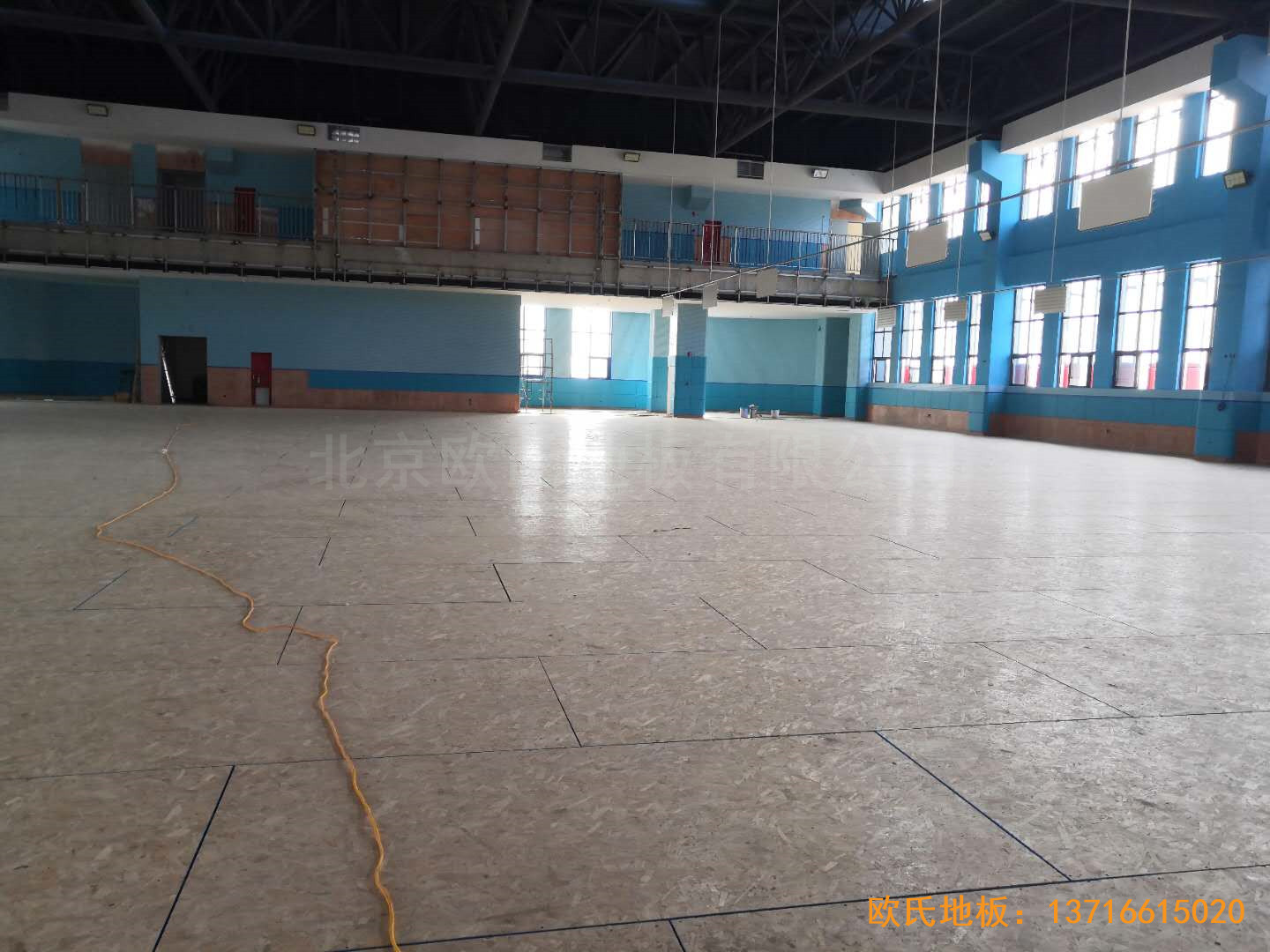 江西城西橋小學A區體育館運動地板安裝案例3