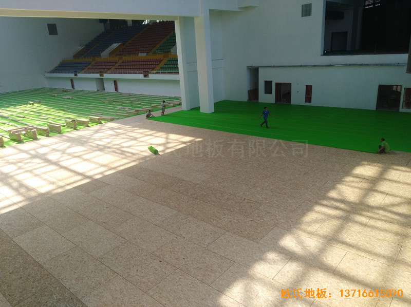 江西鄱陽縣鄱陽體育館體育地板鋪設案例2