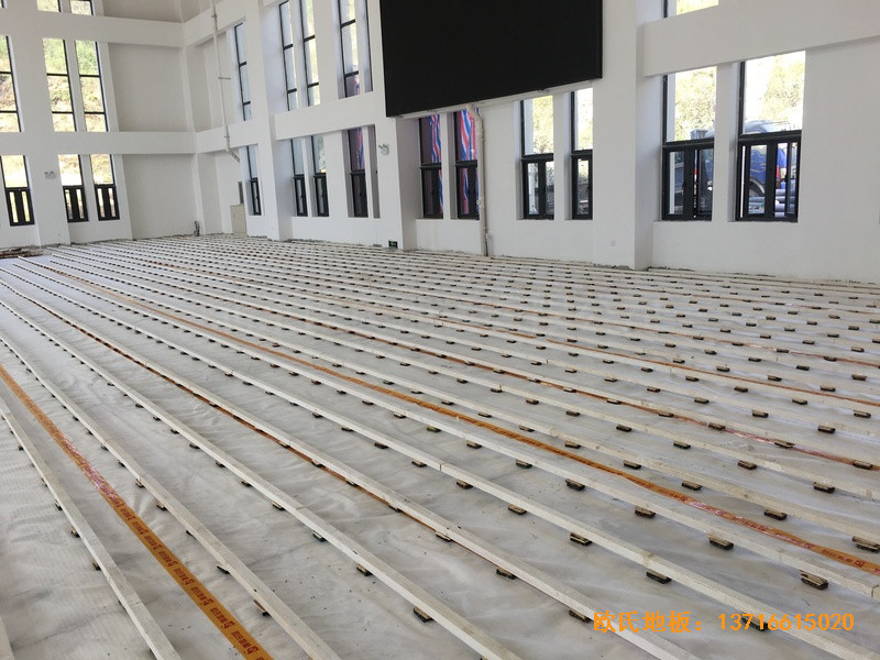 河南南陽南召縣天池電站運動館體育地板鋪設案例1