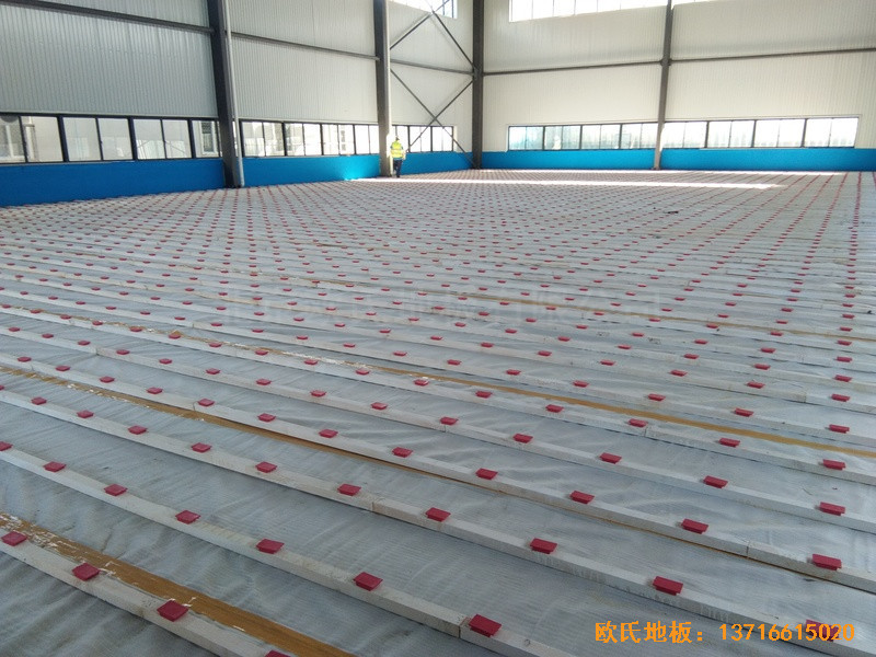 浙江杭州建設八局籃球館體育地板施工案例1