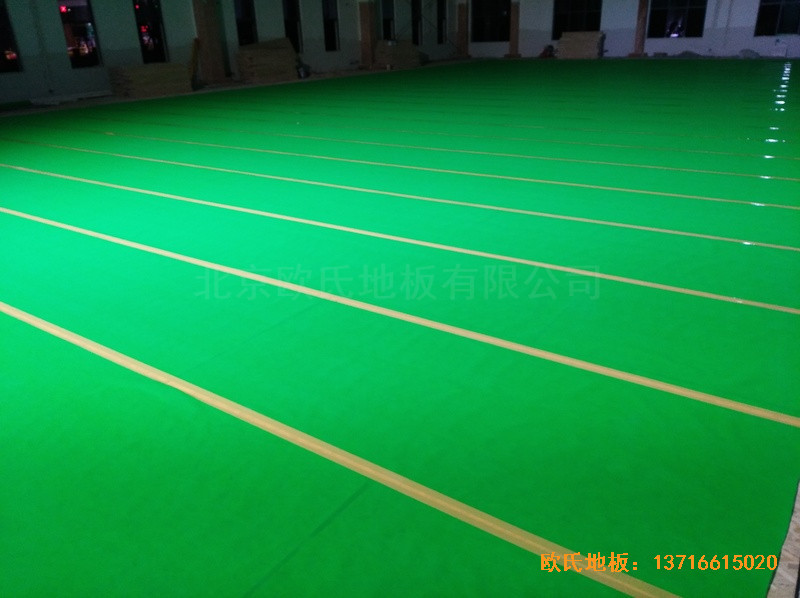 湖北黃岡蘄春收費站籃球館體育木地板鋪設案例3