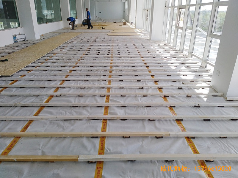 甘肅酒泉運動場所體育地板安裝案例1