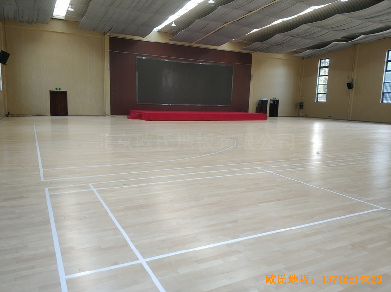 鄭州四中體育館體育木地板安裝案例4