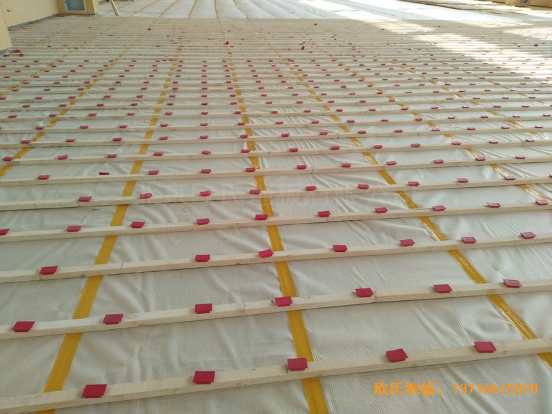 云南蒙自師范體育館運動地板鋪設案例1