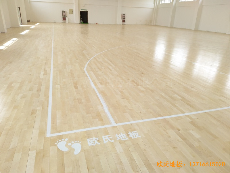 南京浦口黨校籃球館運動地板鋪設案例3