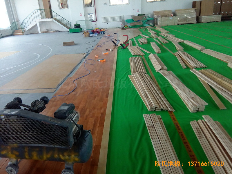 吉林篝火籃球訓練館運動木地板鋪裝案例4
