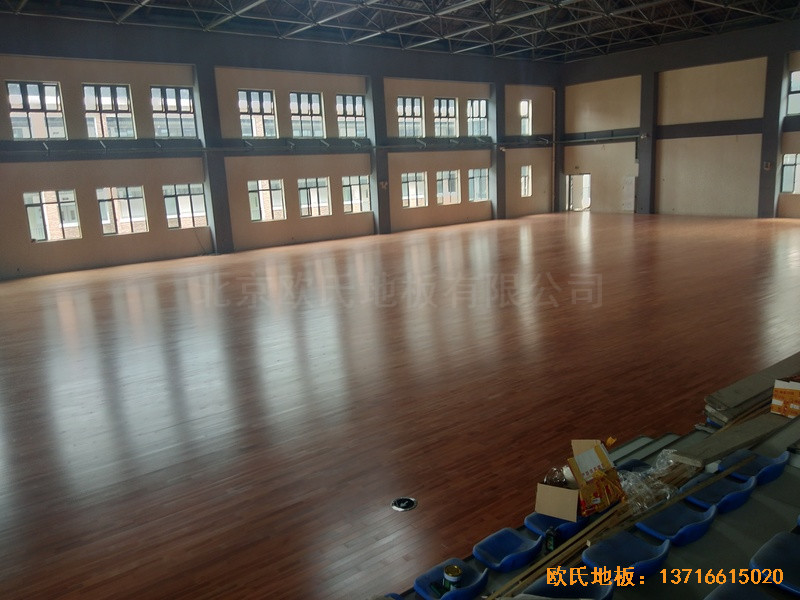 四川成都怡馨家園中學運動館運動地板鋪裝案例4