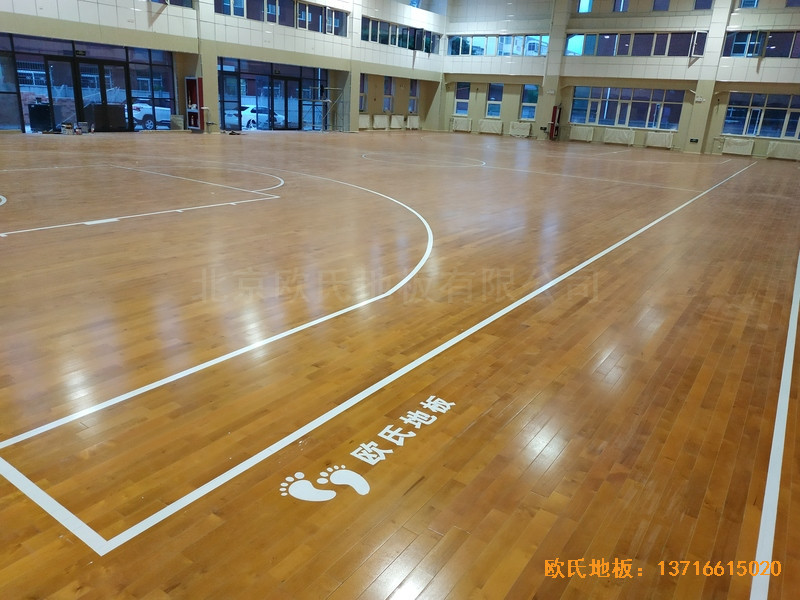 寧夏銀川試驗中學籃球館運動木地板安裝案例0