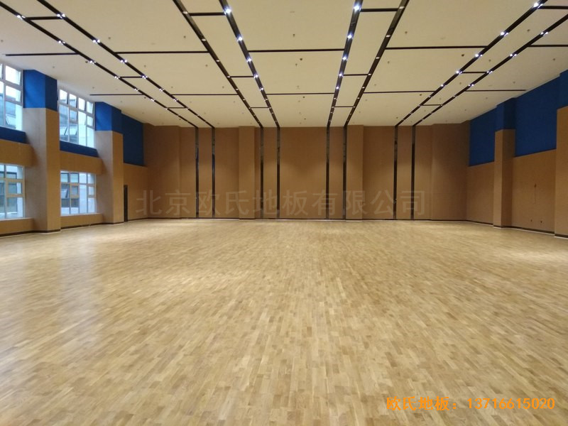 山東臨沂掌舵會所運動館體育地板施工案例0