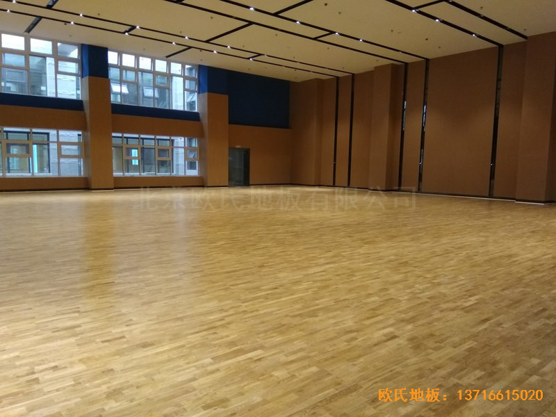 山東臨沂掌舵會所運動館體育地板施工案例4