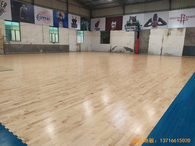 福建一通汽車修理有限公司籃球館運動地板鋪設案例