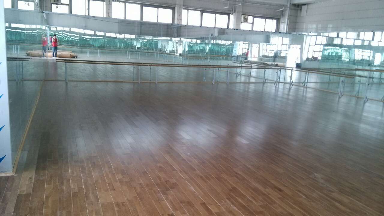 運動木地板施工方法