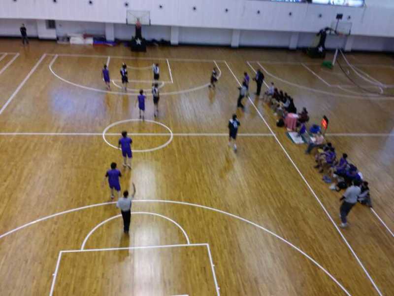 室內運動地板需要怎么進行清潔