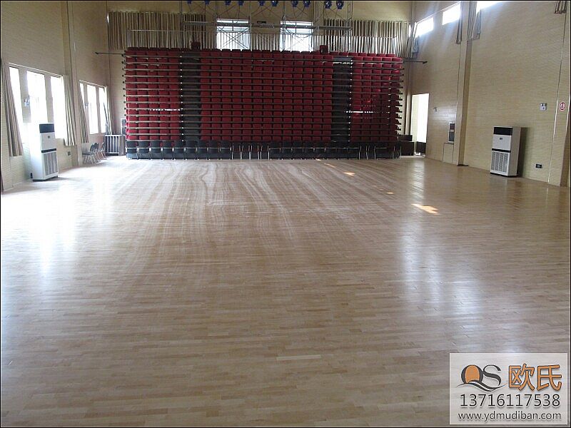 運動館木地板選材法則