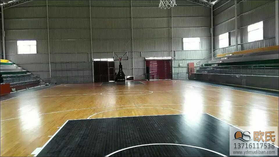 湖南省邵陽市洞口縣交警支隊停車場運動木地板工程案例