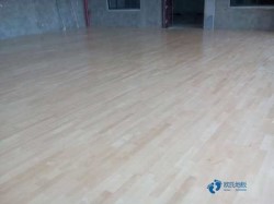 學校籃球場地板翻新