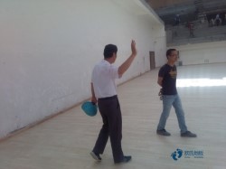 松木體育場地木地板安裝公司