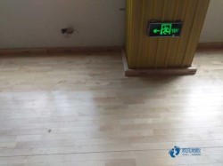 不錯體育運動地板施工團隊