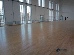 高端體育場館地板廠家報價