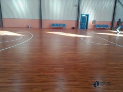 尋求籃球館地板行業品牌