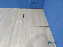 籃球場館木地板安裝團隊