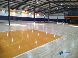 不錯體育場地板施工方案