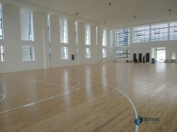 運動場木地板價格低