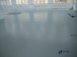 柞木體育地板保養方法