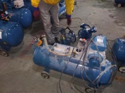 學校籃球體育地板安裝公司