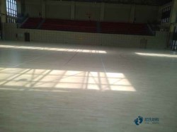 較好的體育場館木地板施工工藝