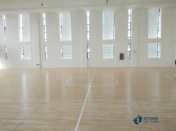 主輔龍骨體育場地木地板廠家報價