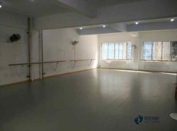 體育木地板價格一般多少錢一平方米