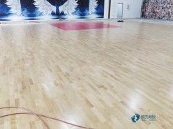 懸浮式體育運動木地板施工方案