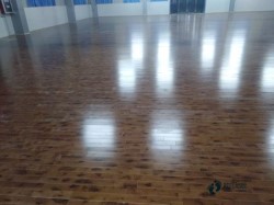 較好的體育場地板施工流程