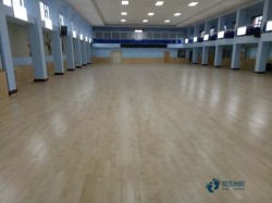 實木籃球場地板怎么保養