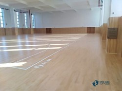 懸浮籃球場館木地板施工方案